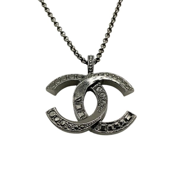 CHANEL | Accessories | Chanel 28 Strass Cc Multistrand  Chanel 2018 CC Strass Pendant Necklace